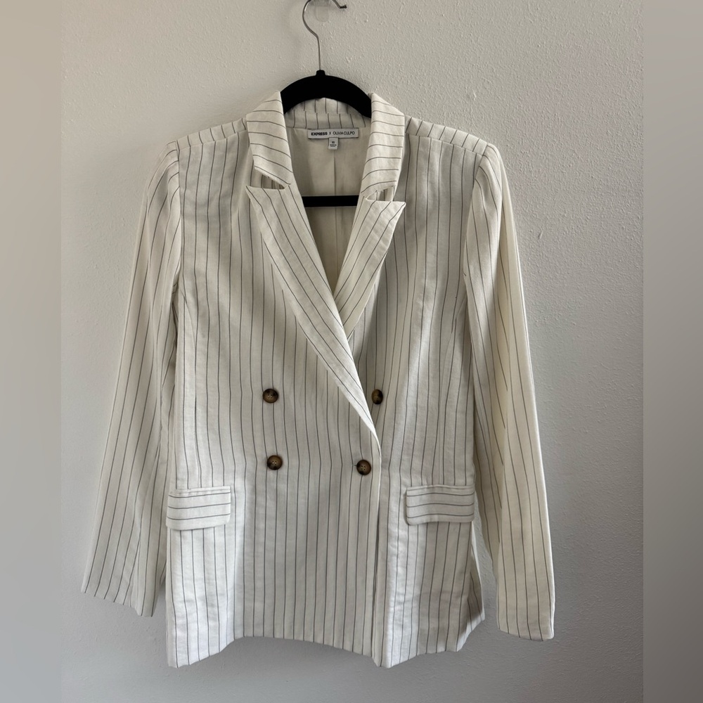 Women’s Oversized Double-breasted Blazer